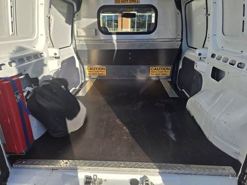 Used 2012 Ford Transit Connect XLT image 19