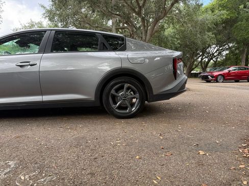 Used 2025 Kia K4 FWD image 28