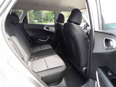 Used 2023 Kia Soul LX FWD image 38