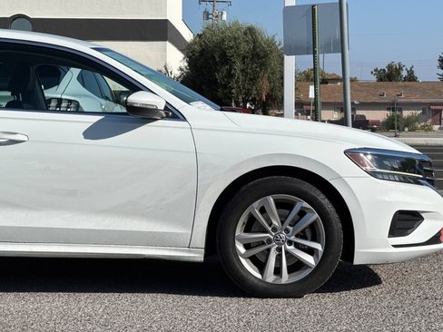 Used 2020 Volkswagen Passat 2.0T SE image 34