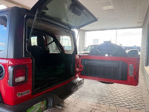 Used 2020 Jeep Wrangler Unlimited Sport S image 31