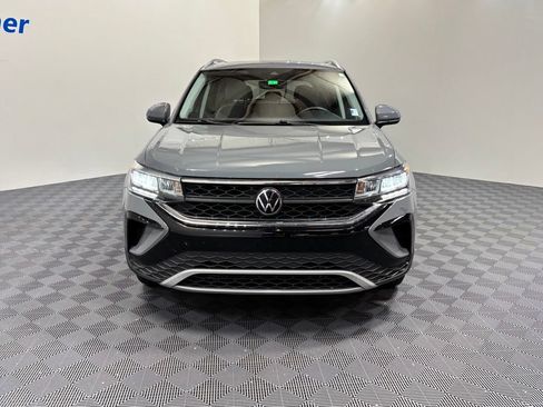 Used 2022 Volkswagen Taos SE AWD/4WD image 3