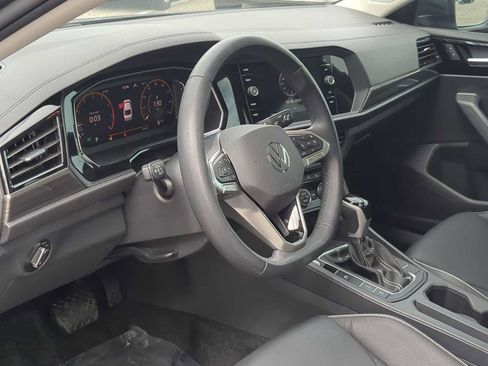 Used 2024 Volkswagen Jetta SEL image 10