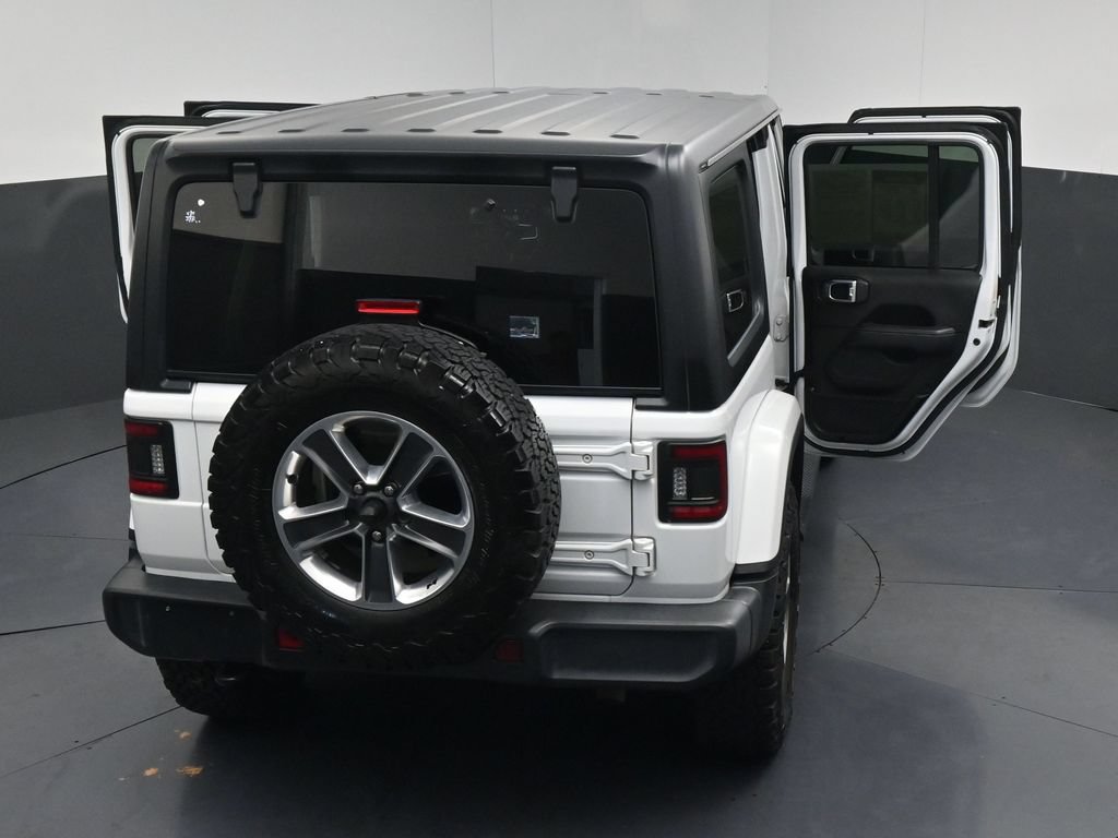 Used 2019 Jeep Wrangler Unlimited Sahara AWD/4WD image 25