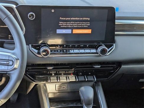 New 2026 GMC Canyon Elevation w/ Convenience Package image 11