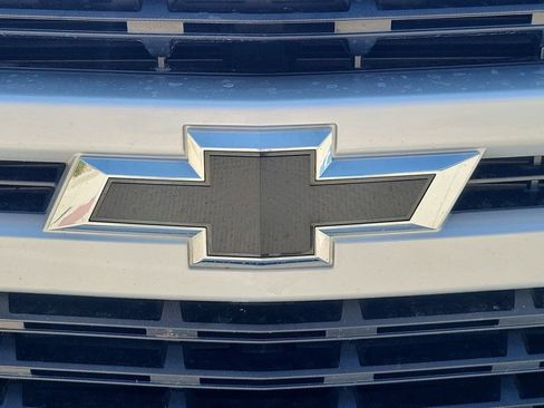 Used 2019 Chevrolet Silverado 1500 RST AWD/4WD image 36
