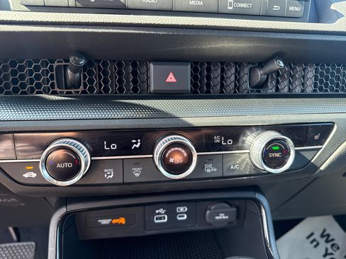 Used 2024 Honda CR-V EX image 16
