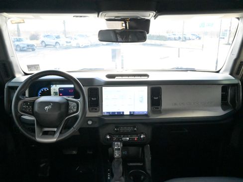 Used 2024 Ford Bronco Outer Banks w/ Sasquatch Package image 42