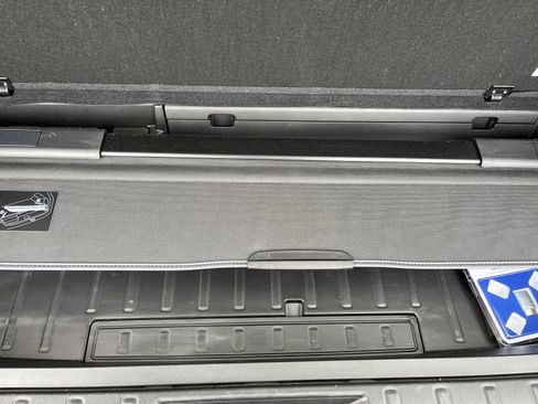 Used 2022 Subaru Ascent Limited w/ Technology Package image 12