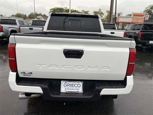 New 2025 Toyota Tacoma SR5 image 4