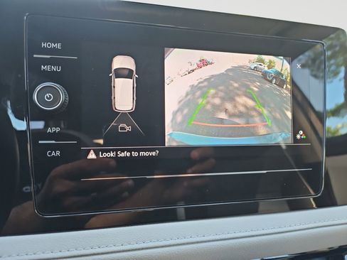Used 2025 Volkswagen Taos S FWD image 22