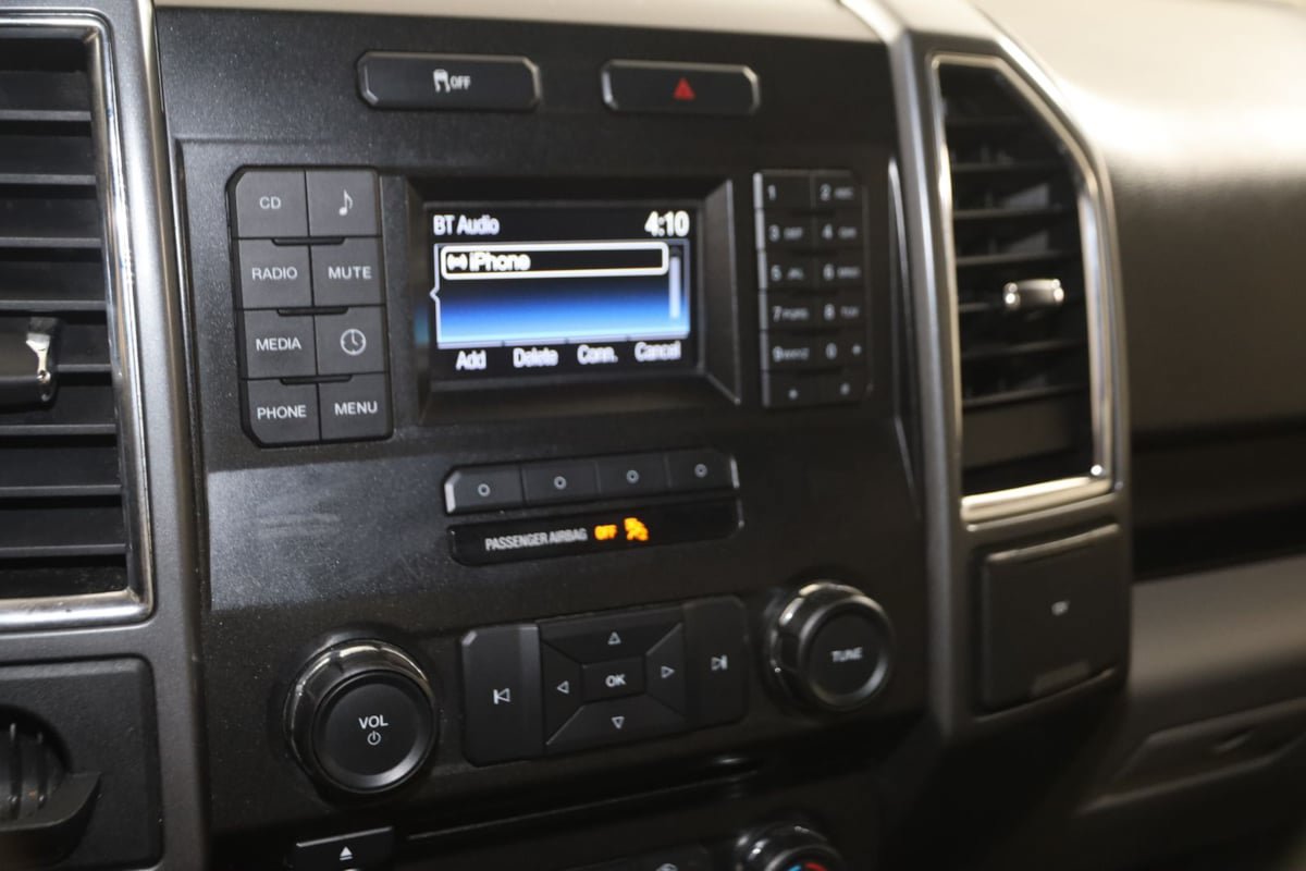 Used 2015 Ford F150 XLT RWD image 25