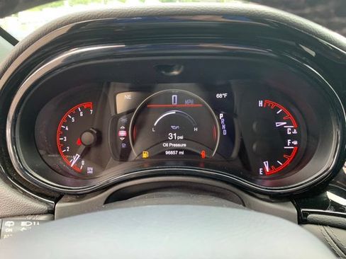 Used 2022 Dodge Durango SXT w/ Blacktop Package AWD/4WD image 30