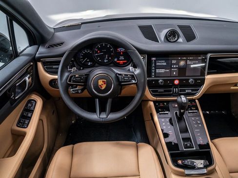 New 2026 Porsche Macan AWD/4WD image 14