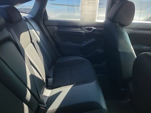 Used 2025 Honda Civic Sport image 4