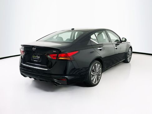 Used 2023 Nissan Altima 2.5 SL FWD image 9