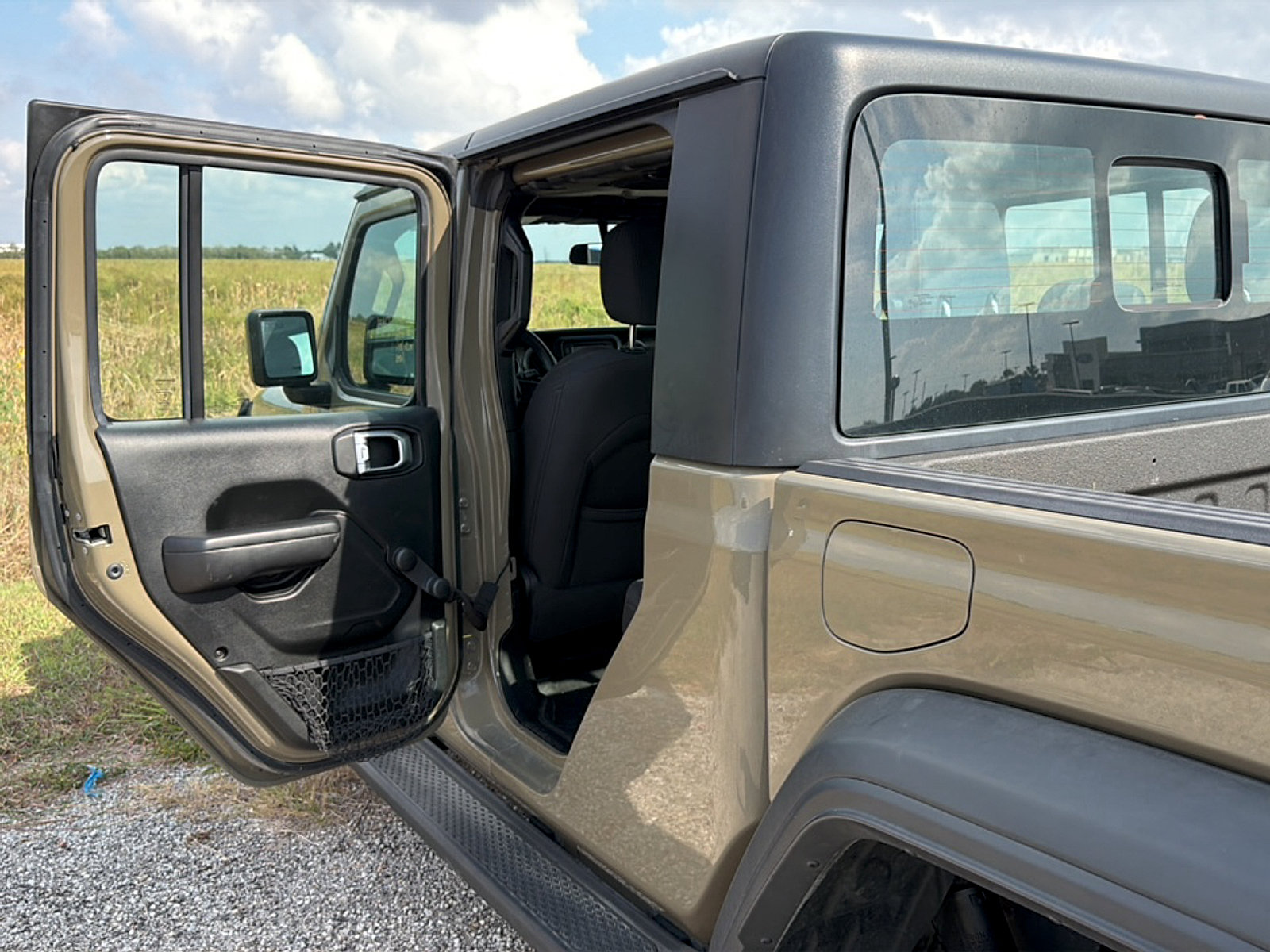 Used 2020 Jeep Gladiator Sport AWD/4WD image 14
