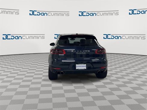 Used 2017 Porsche Macan Turbo image 7