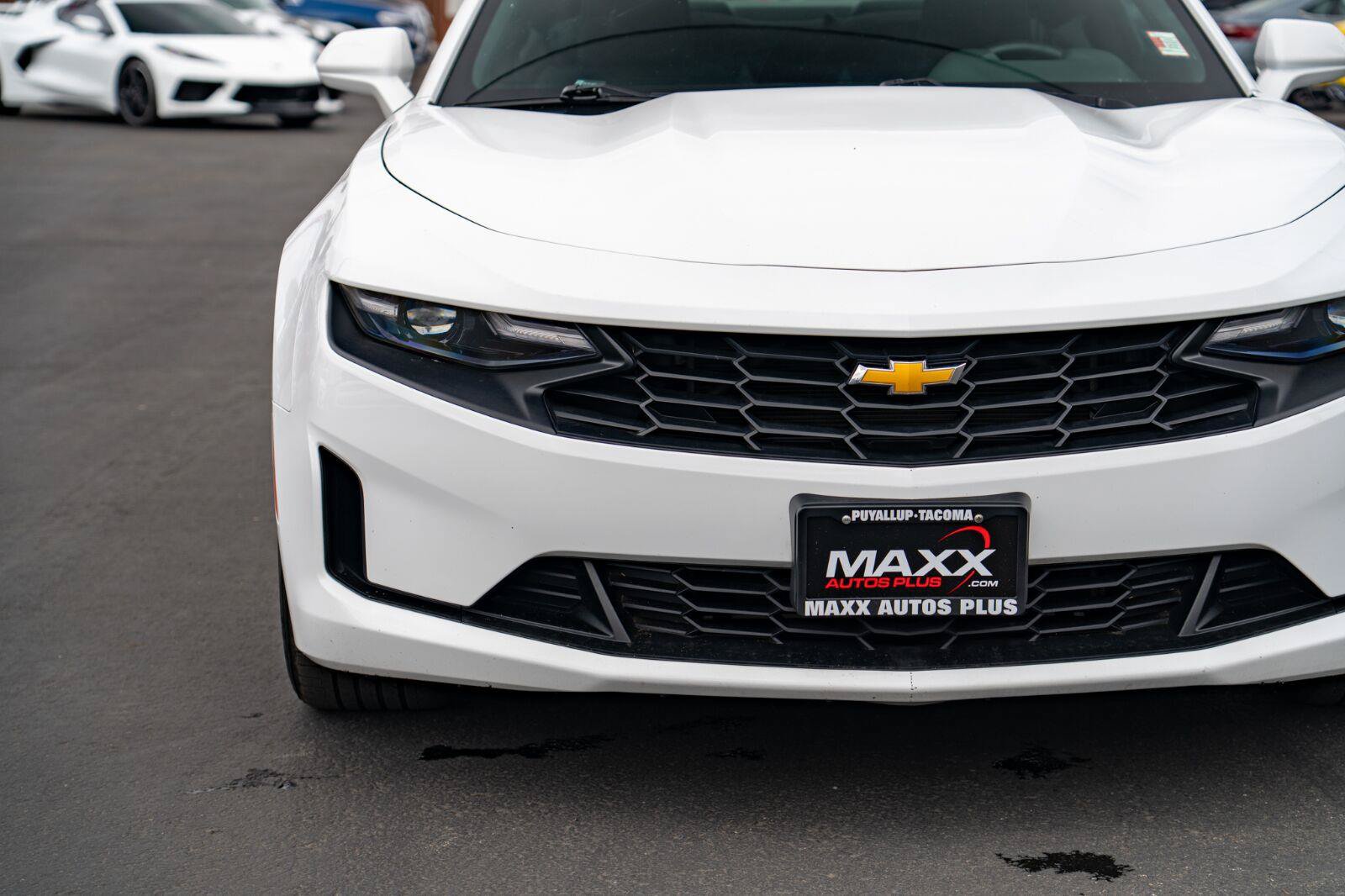 Used 2023 Chevrolet Camaro LT RWD image 5