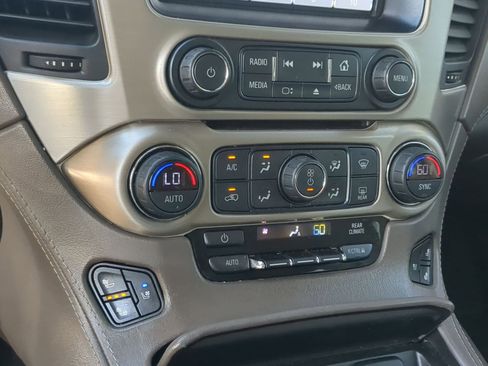 Used 2018 GMC Yukon Denali w/ Open Road Package image 18