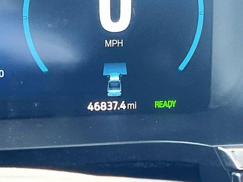 Used 2023 Ford F150 Lariat w/ Trailer Tow Package image 12