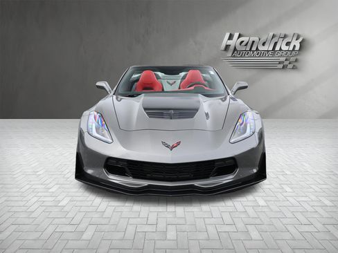 Used 2015 Chevrolet Corvette Z06 w/ 3LZ Preferred Equipment Group RWD image 5