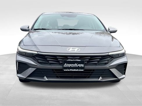 Used 2024 Hyundai Elantra SEL image 5