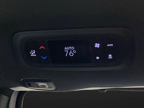 New 2026 Chrysler Pacifica Select w/ S Appearance Package FWD image 34