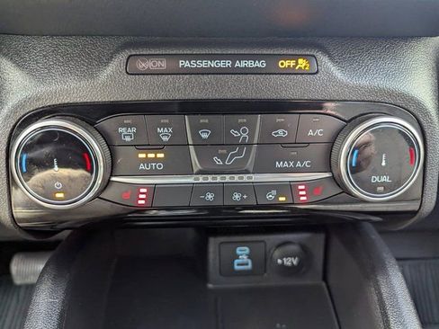 Used 2022 Ford Escape SE w/ Convenience Package image 32