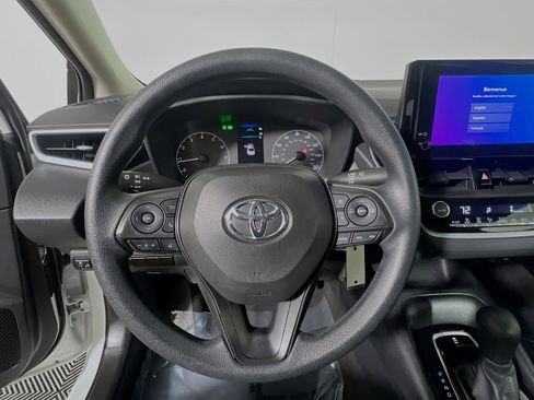 Used 2023 Toyota Corolla LE FWD image 18