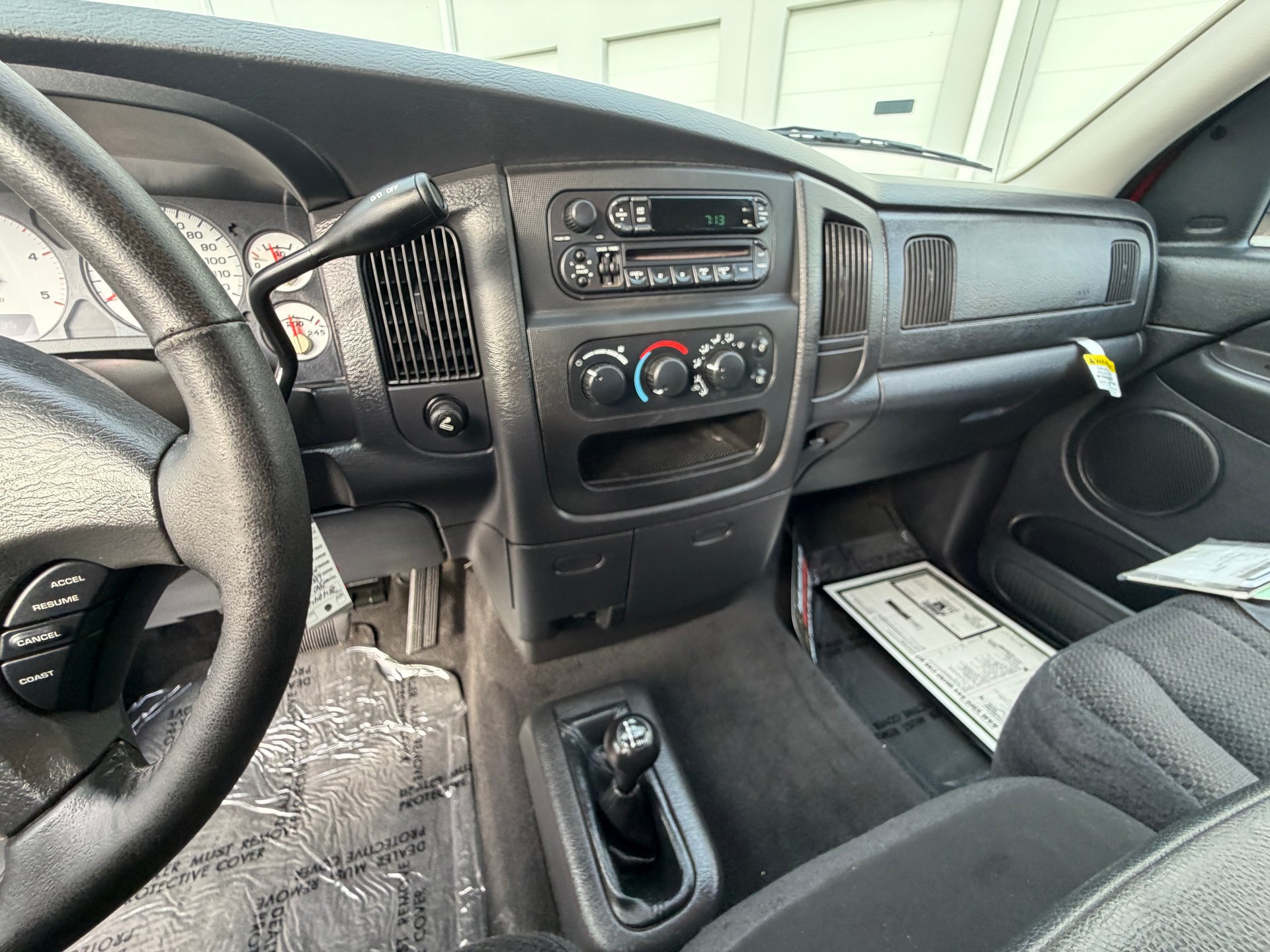 Used 2003 Dodge Ram 2500 Truck ST AWD/4WD image 32