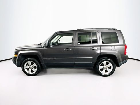 Used 2015 Jeep Patriot Latitude AWD/4WD image 4