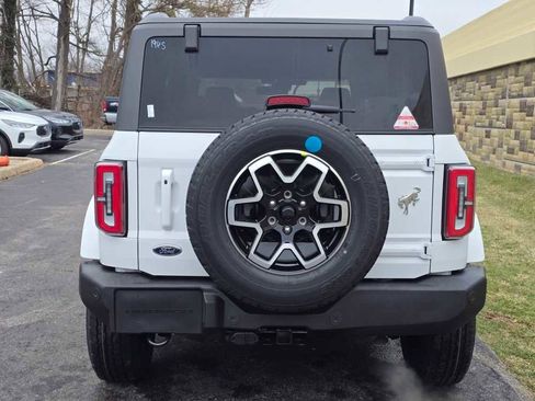 New 2025 Ford Bronco Outer Banks image 10