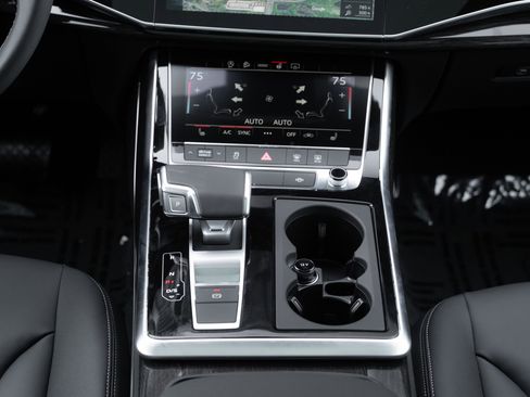 New 2026 Audi Q7 2.0T Premium image 17