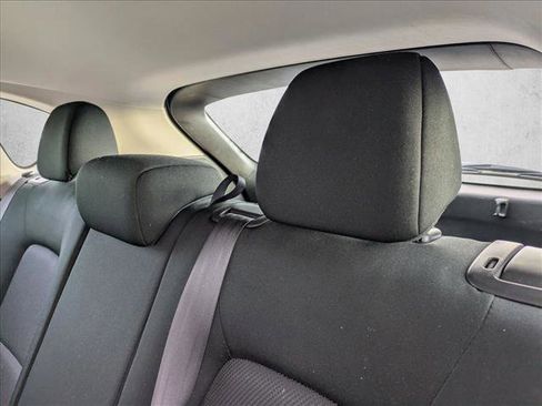 Used 2019 MAZDA CX-5 Sport image 15