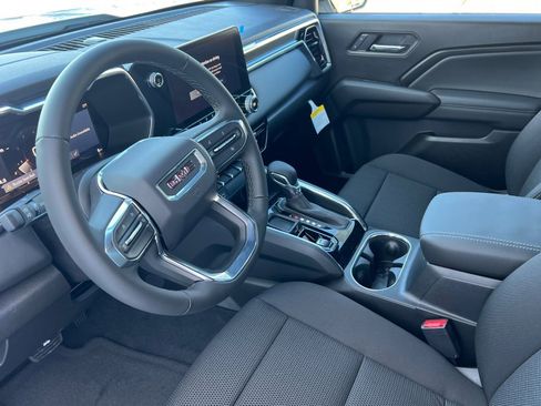 New 2025 GMC Canyon Elevation w/ Convenience Package image 7