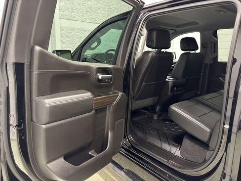Used 2019 Chevrolet Silverado 1500 LT Trail Boss AWD/4WD image 27