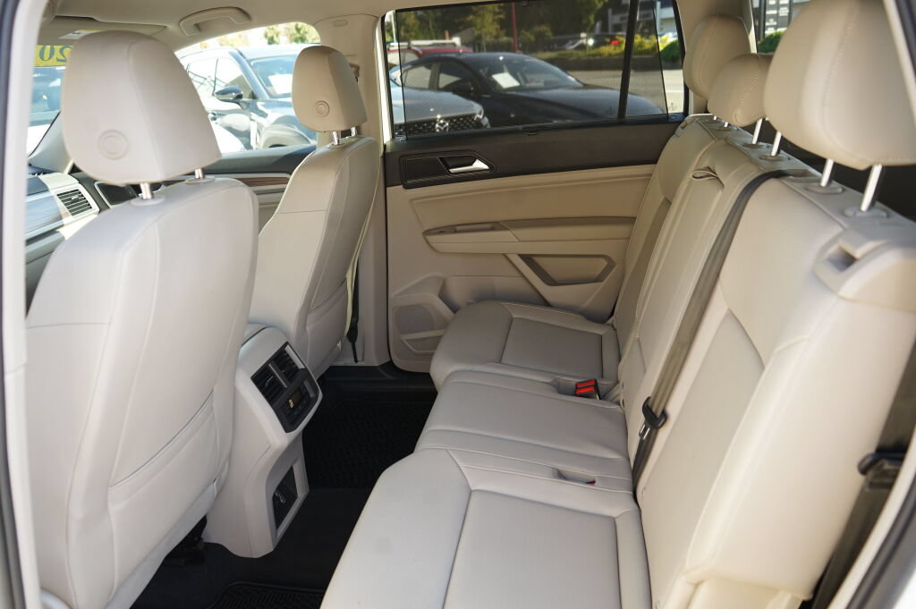 Used 2021 Volkswagen Atlas SE FWD image 18