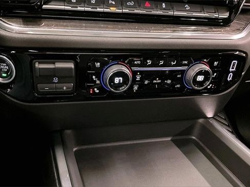 Used 2025 Chevrolet Silverado 2500 LTZ image 28