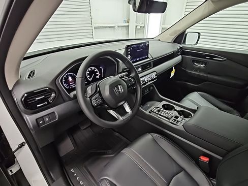 New 2025 Honda Pilot EX-L image 11