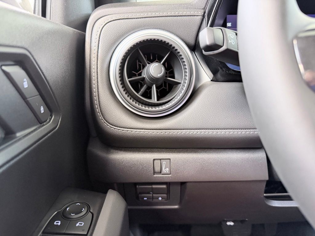 New 2026 Chevrolet Colorado LT w/ LT Convenience Package RWD image 36