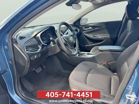 Used 2025 Chevrolet Malibu LT FWD image 17