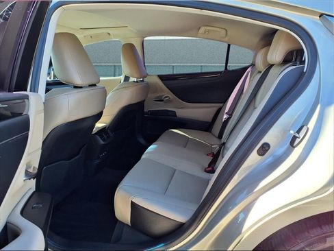 Used 2021 Lexus ES 350 w/ Premium Package image 14