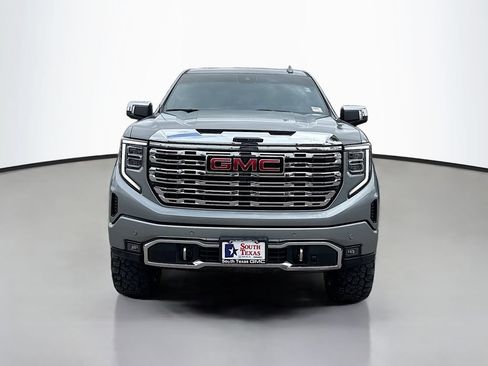 Used 2025 GMC Sierra 1500 Denali w/ Denali Reserve Package AWD/4WD image 2
