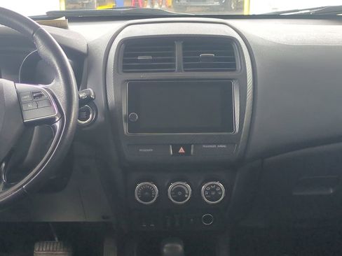 Used 2018 Mitsubishi Outlander Sport SE image 20