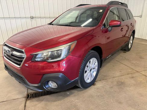 Used 2018 Subaru Outback 2.5i Premium AWD/4WD image 6
