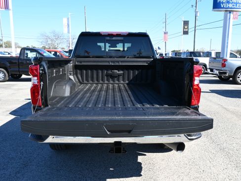 Used 2025 Chevrolet Silverado 2500 LT w/ Texas Edition image 5