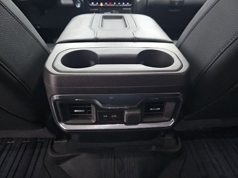 Used 2022 GMC Sierra 3500 Denali w/ Denali Ultimate Package image 34