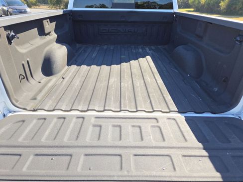 Used 2015 GMC Sierra 2500 Denali image 24