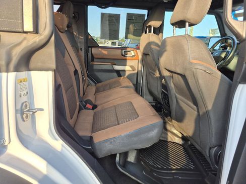 Certified 2023 Ford Bronco Outer Banks w/ Sasquatch Package image 27